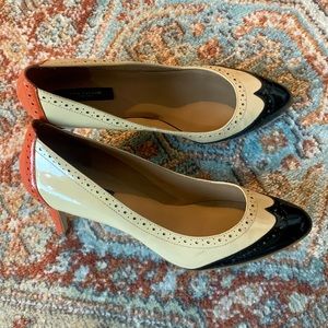 Ann Taylor 40s Style Patent Kitten Heels Made in Italy
